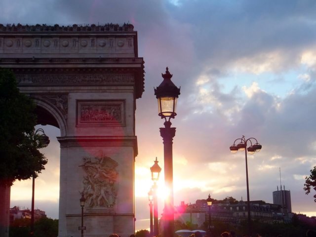 arc-de-triomphe-654114_1280