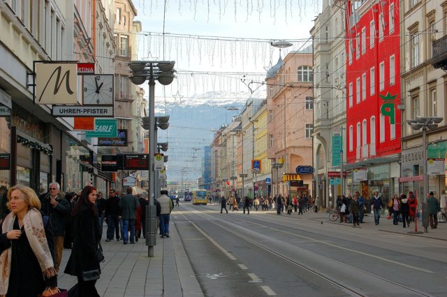 innsbruck-358307_1920