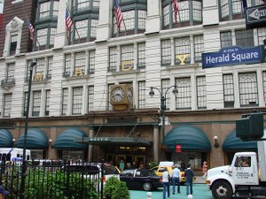 New York Herald Square, Macy's