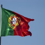 Como morar legalmente em Portugal?