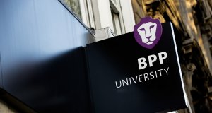 Bolsa de estudos em Universidade inglesa