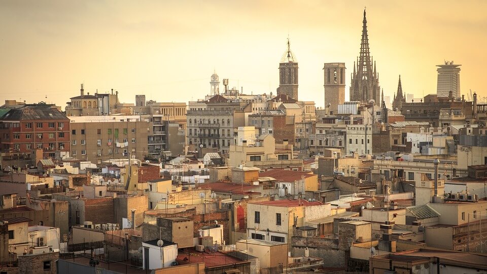 Morar na Espanha: Saiba tudo para imigrar para a Espanha